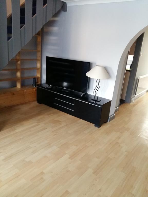 The Marlborough Villa Crawley  Esterno foto