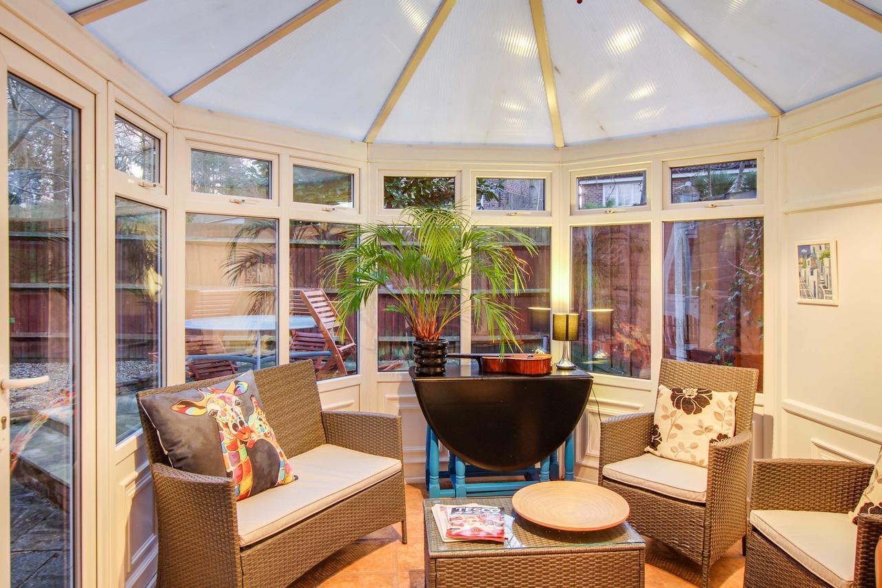 The Marlborough Villa Crawley  Esterno foto